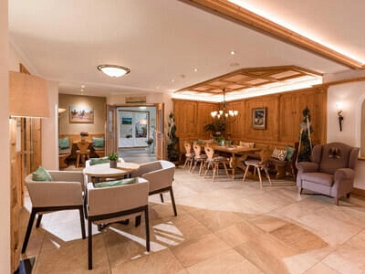 Bar & Lounge Bild 6