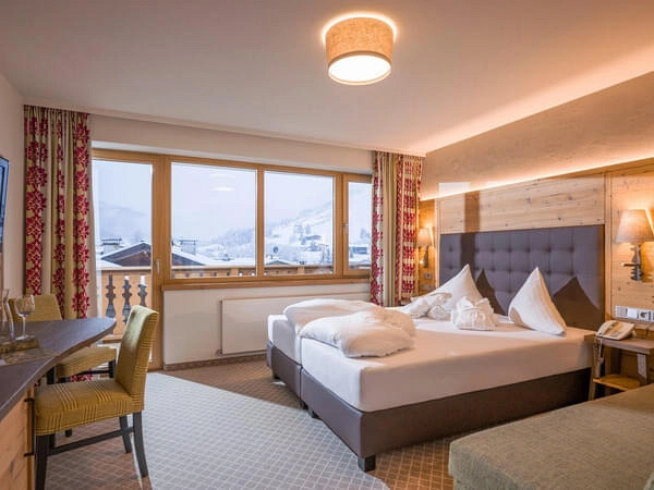 Doppelzimmer Alpen Glück Superior Bild 0